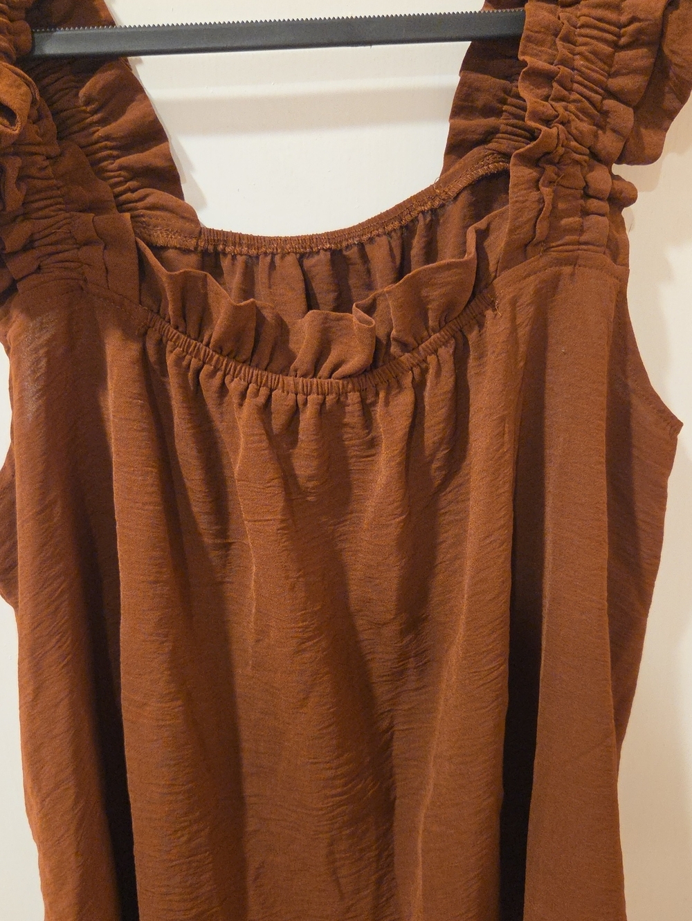 Ruffled Sleeveless Women’s Top in Brown - Picture 2 of 2